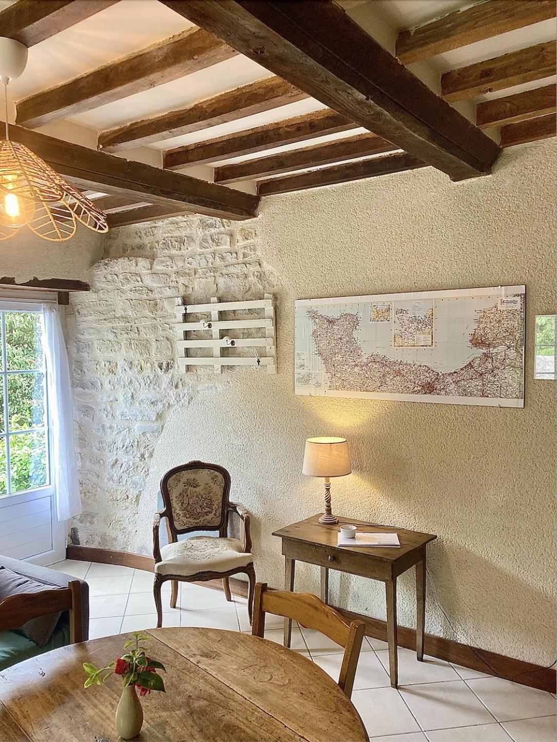 Maison 2 chambres avec espace extérieur privé et petit-déjeuner en supplément - fait-maison et produits locaux Vierville-sur-Mer Extérieur photo